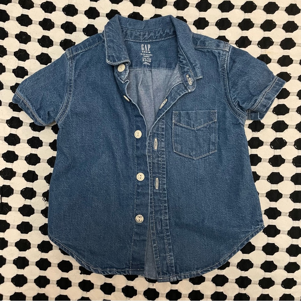 Baby Gap denim short sleeve shirt 18-24 mo